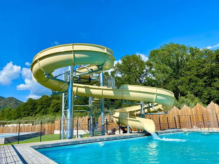 Camping para 5 personas, con jardín y piscina - 1