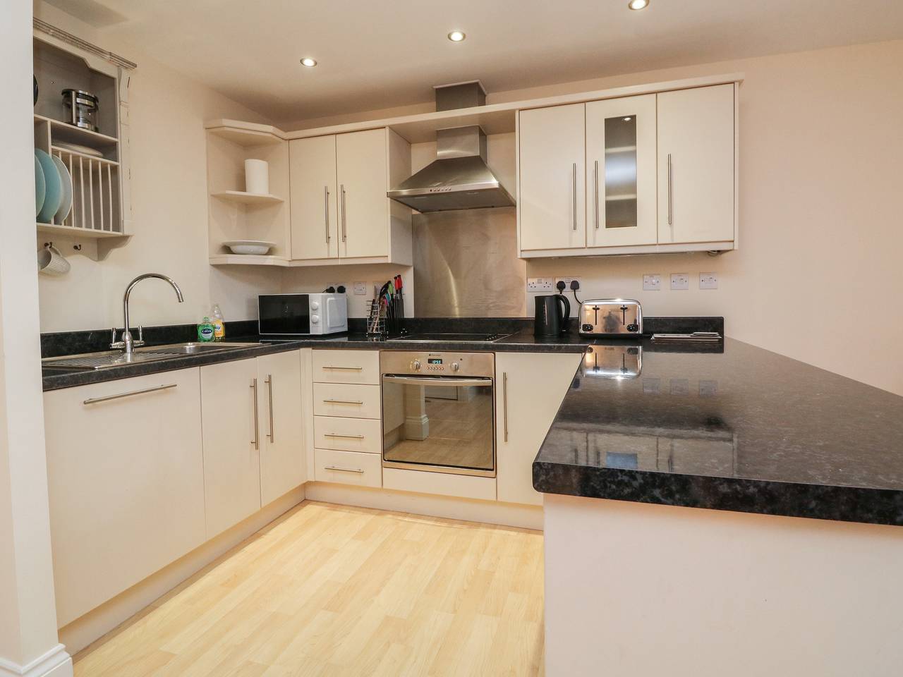 Entire apartment, 1 Tregonwell Court in Minehead, Somerset