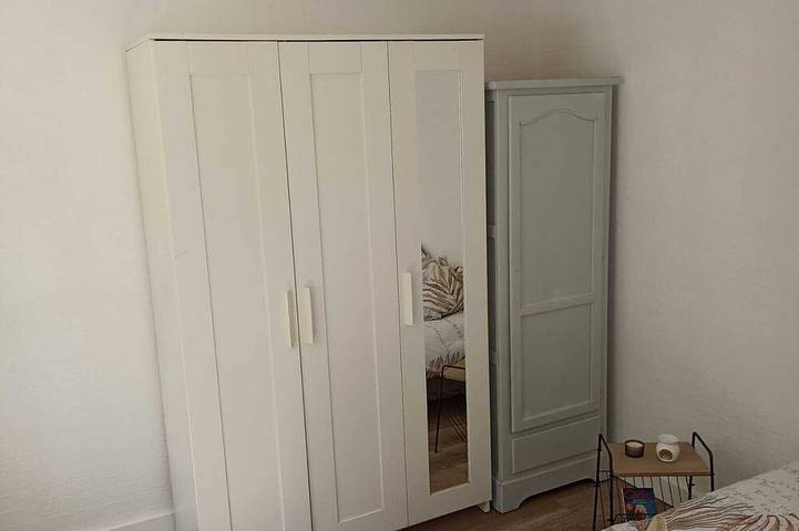 House 20 min from Paris (line h) + Cdg airport link. 5 min walk to transport. in Saint-Brice-sous-Forêt, Val-d'Oise