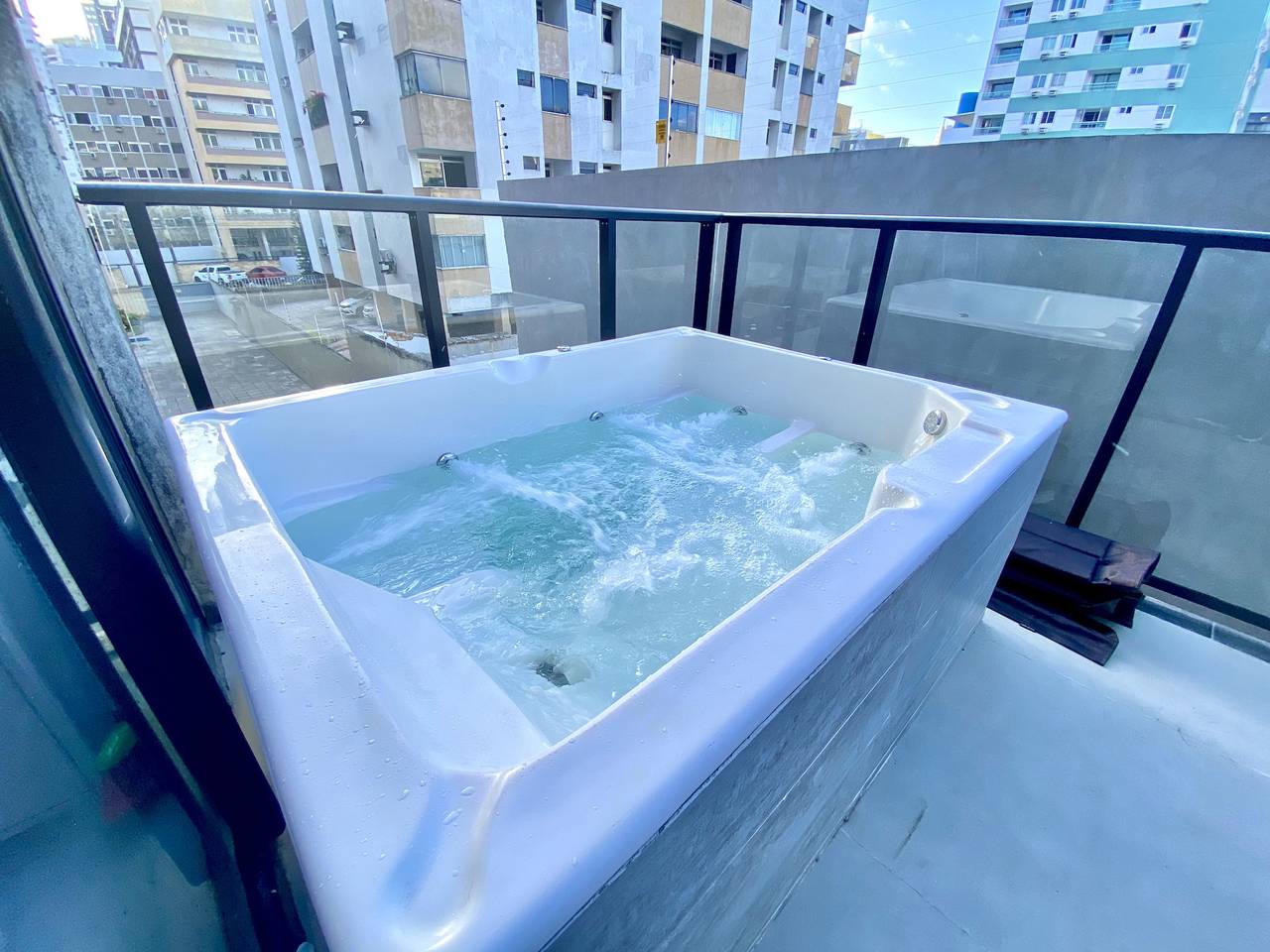 Geheel appartement, Vakantieappartement voor 7 personen met zwembad in Cabo Branco, João Pessoa (gemeente)