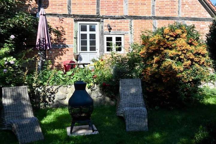 Ferienwohnung für 3 Personen, mit Garten und Terrasse sowie Sauna - 1