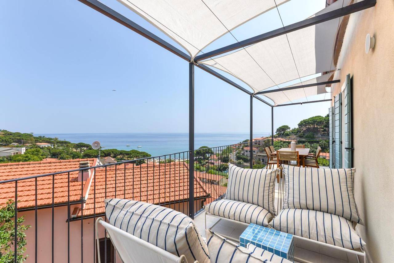 Ganze Wohnung, Casa Azzurrina - Il design incontra il mare in Spiaggia di Seccheto (Campo nell'Elba), Campo nell'Elba