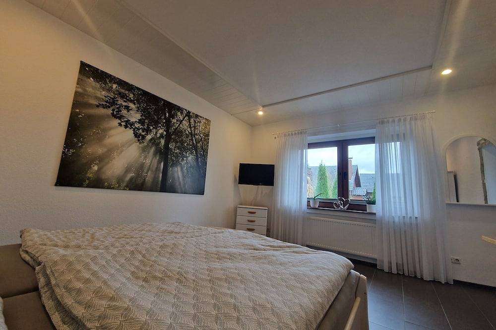 Ganze Wohnung, Apartment zentral zur Kurklinik inkl. Parkplatz in Bad Oeynhausen, Wiehengebirge