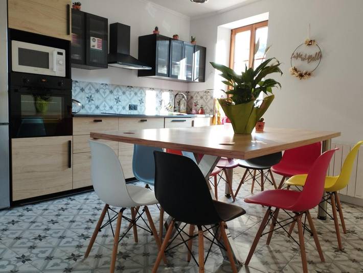 Ganze Wohnung, Ferienwohnung 'Des Moulins Sur Crémieu' mit WLAN und Klimaanlage in Crémieu, La Tour-du-Pin und Umgebung