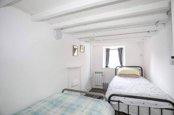 4 Ty Person, family friendly, country holiday cottage in Bethesda in Snowdonia