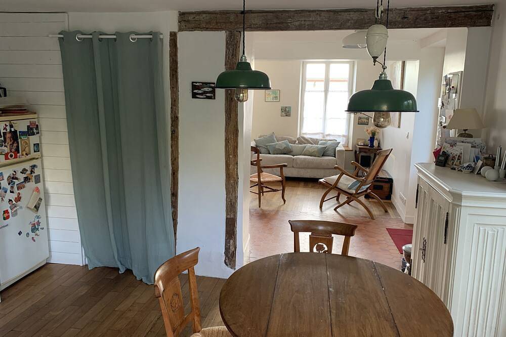 Chambre sur jardin avec salle d'eau et wc privés in Montmorency, Val-d'Oise