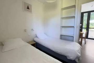 Gîte pour 6 Personnes dans Champs-sur-Tarentaine-Marchal, Région de Mauriac, Photo 3