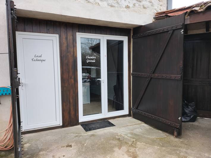 Location de vacances pour 2 personnes, avec sauna et jardin à Blanzaguet-Saint-Cybard