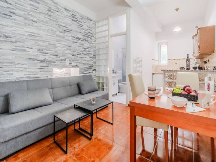 Casa de férias para 4 pessoas, com jardim, com animais de estimação em Zagreb