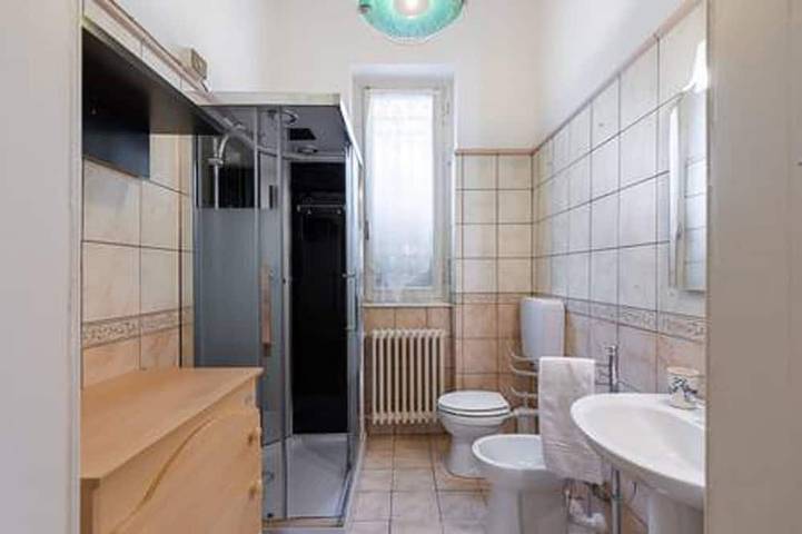 Villa mit Pool und Garten in der Nähe von Bellagio in Barni, Comer See
