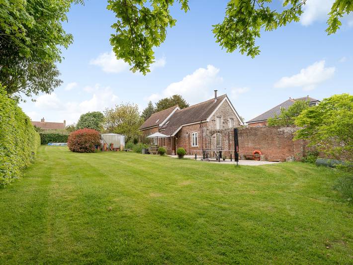 Cottage for 6 people, with garden, with pets in Dorset