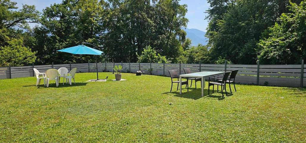 Location de vacances pour 2 personnes, avec Terrasse ainsi que Jardin et Vue à Port-Valais - 3