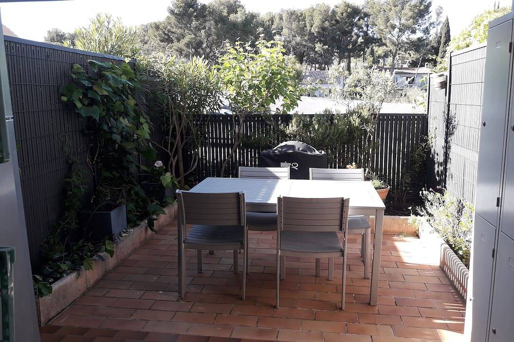 Appartamento intero, Studio on garden level in Les Lecques, Saint-Cyr-sur-Mer