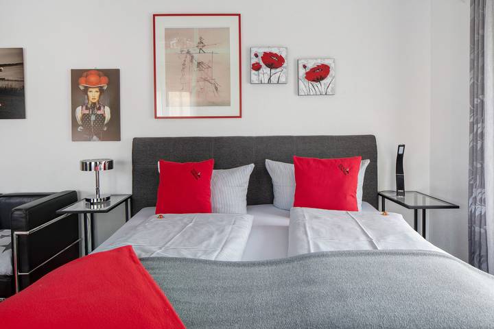 Ganzes Studio, Studio 'Fernando' mit gemeinsamer Terrasse und Wi-Fi in Breisach (Kernstadt), Breisach am Rhein
