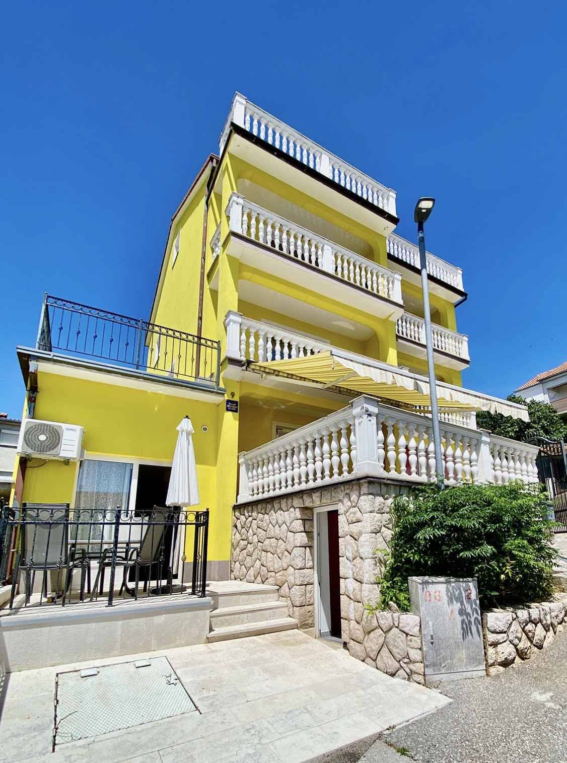 Ganze Ferienwohnung, Ferienwohnung mit Klimaanlage und Meerblick in Crikvenica, Primorje-Gorski Kotar