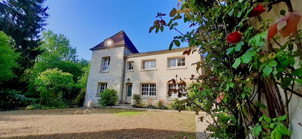 Gîte pour 3 personnes, avec jardin à Rousseloy