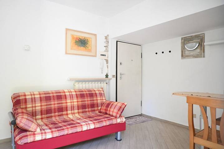 Appartement entier, Se285 - Senigallia, bright one-bedroom apartment with an outdoor courtyard, just a short walk from t in Senigallia, Senigallia (Commune)