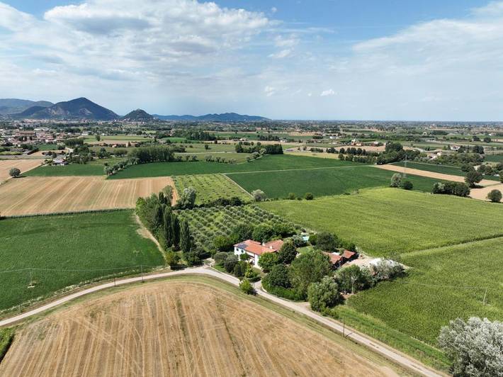 Privatzimmer, mit Garten und Pool sowie Ausblick