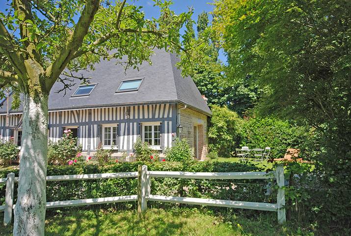 Gîte pour 4 personnes, avec Jardin à Octeville-sur-Mer