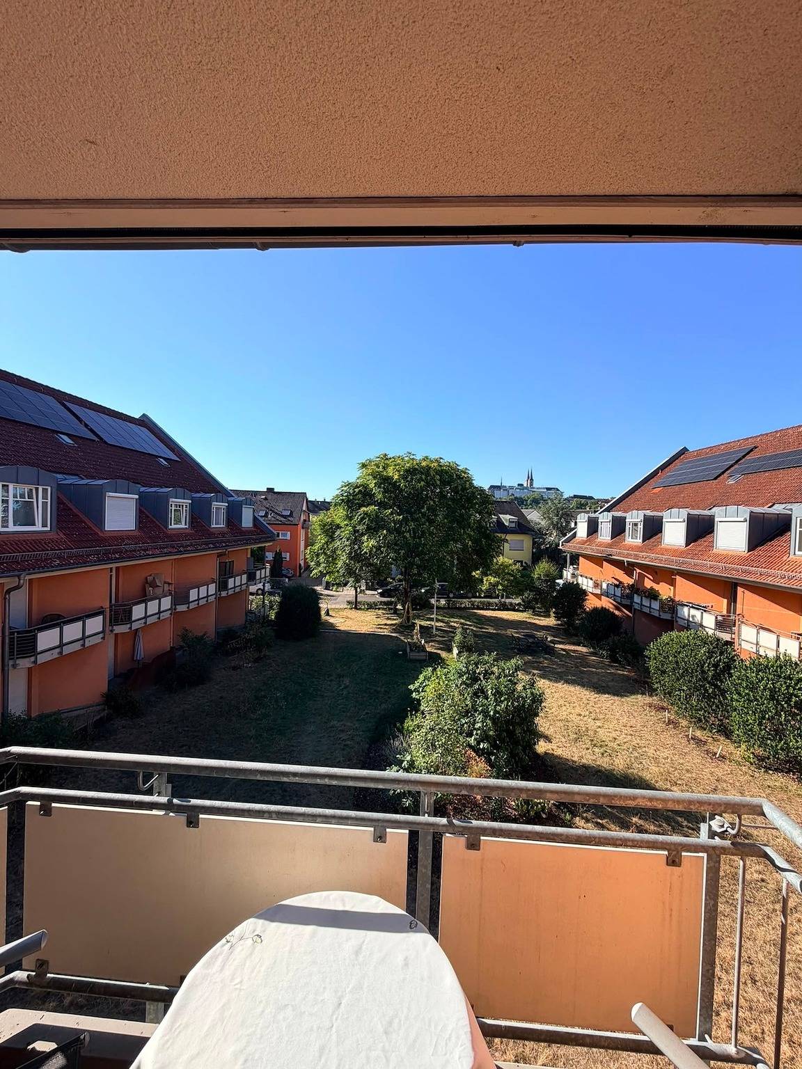Ganze Ferienwohnung, Ferienapart Abends ins Konzert Bamberg Mitte mit Tg-Stellplatz + überdachten Balkon in Bamberg, Fränkisches Weinland
