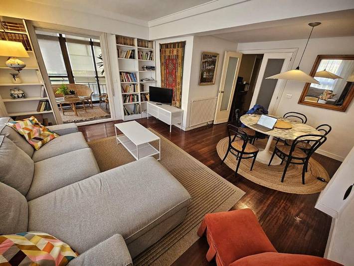 Apartamento para 6 personas, con vistas y balcón en Zarauz