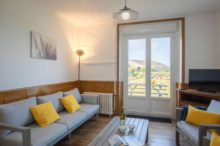 Location de vacances pour 6 personnes, avec Jardin dans Plage des Trois Moutons