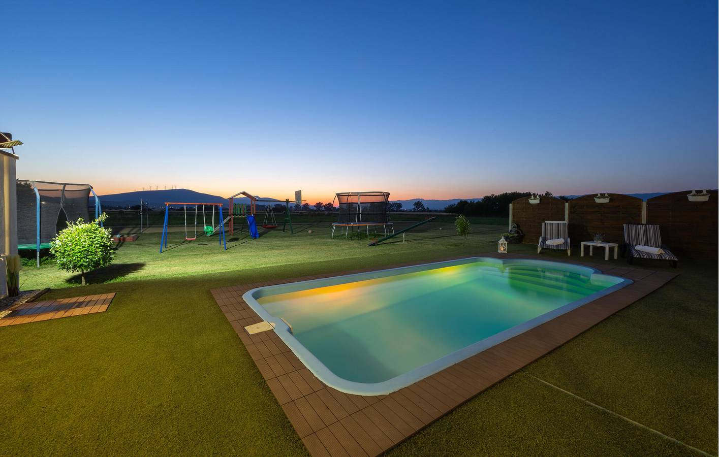 Charmante Ferienwohnung mit Pool und Terrasse in der Nähe des Flusses Cetina in Dalmatinisches Zagora