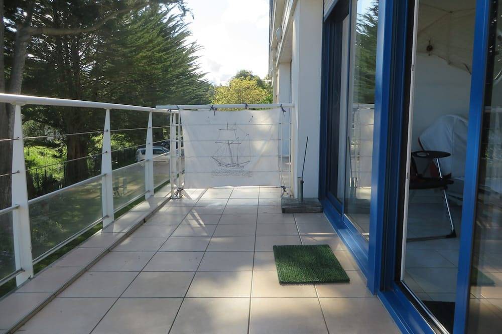 Appartement entier, Vacances face à la mer, pieds dans l'eau. in Étables-sur-Mer, Côte de Goëlo
