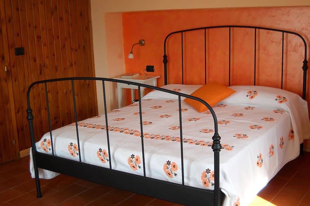 Independent Apartment in a Mediterranean style 's villa in Augusta (Sicily), Augusta (Municipality)