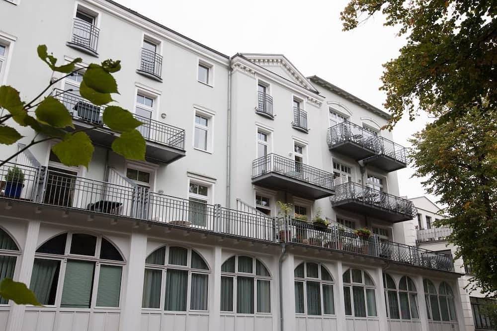 Ganze Wohnung, Kur-1.17 - H&P Residenz am Kurpark Warnemünde in Warnemünde Strand, Rostock