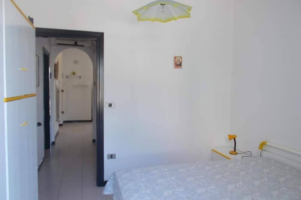 Apartamento entero, Cómodo apartamento cerca de la playa in Baia Verde, Golfo de Tarento