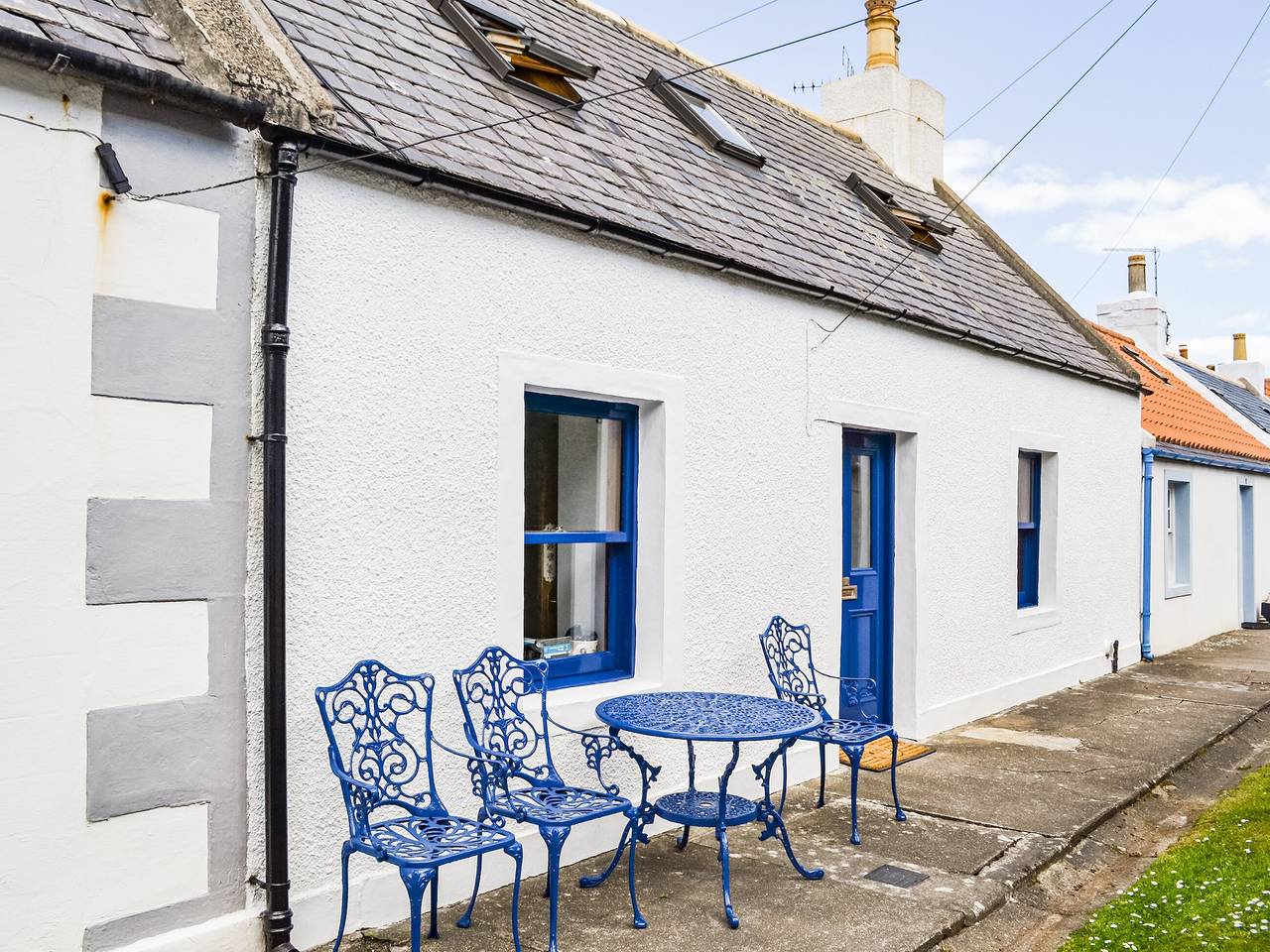 Log Cabin for 4 People in Cullen, Moray