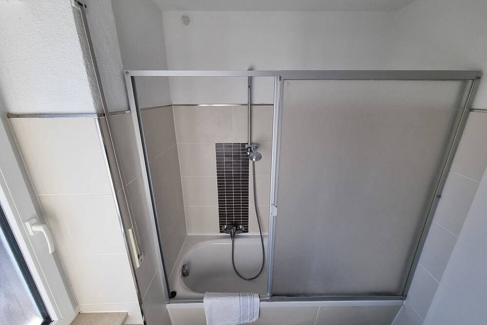 Entire apartment, Ferienwohnung 2 - Ferienwohnungen Thomas Streidl in Seeshaupt, Starnberger See