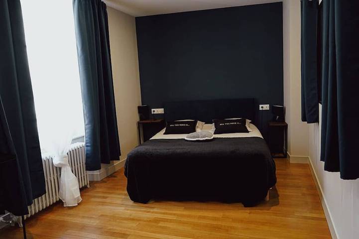 Entire apartment, Les Résidences Gueguen - Suite Grenouilles in Chablis, Auxerre region