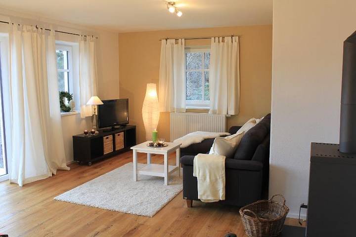 Ganze Ferienwohnung, Ferienwohnungen Lendhueter-Holzmaier - Ferienwohnung Schwemmer in Neubeuern, Bayerische Alpen