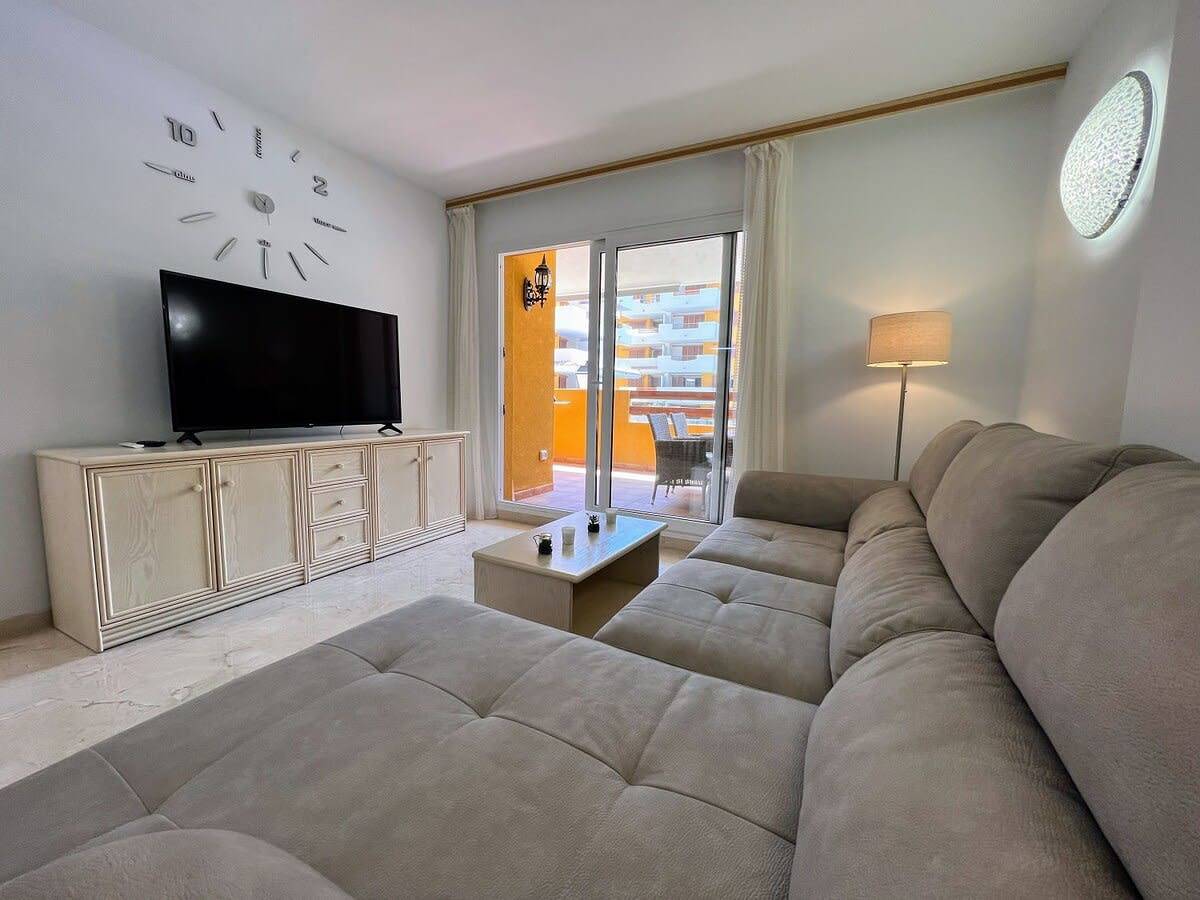 Appartement entier, Tropical Apartment with Pool in Playa Rocío del Mar (Torrevieja), Torrevieja
