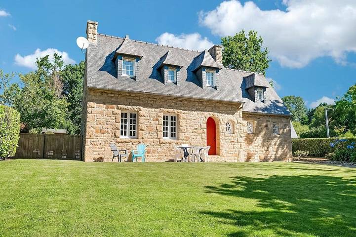 Maison de vacances pour 4 personnes, avec jardin, animaux acceptés à Logonna-Daoulas