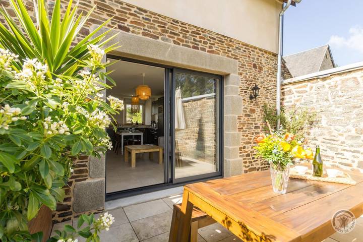 Gîte pour 4 personnes, avec jardin, animaux acceptés à Saint-Aubin-de-Terregatte