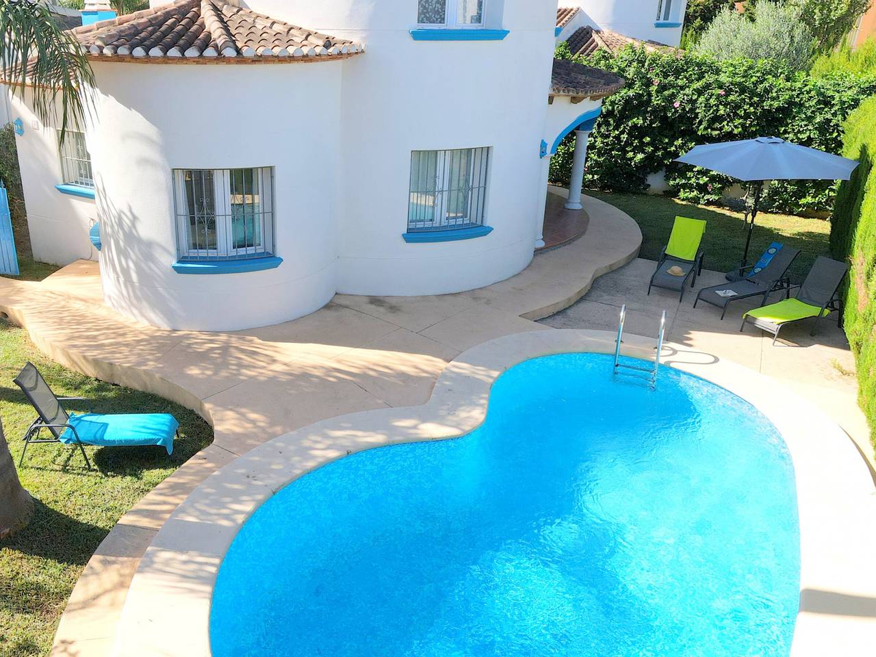 Denia: Villa élégante avec piscine privée à 400m de la plage, pour 6 personnes in El Palmar, Costa Blanca