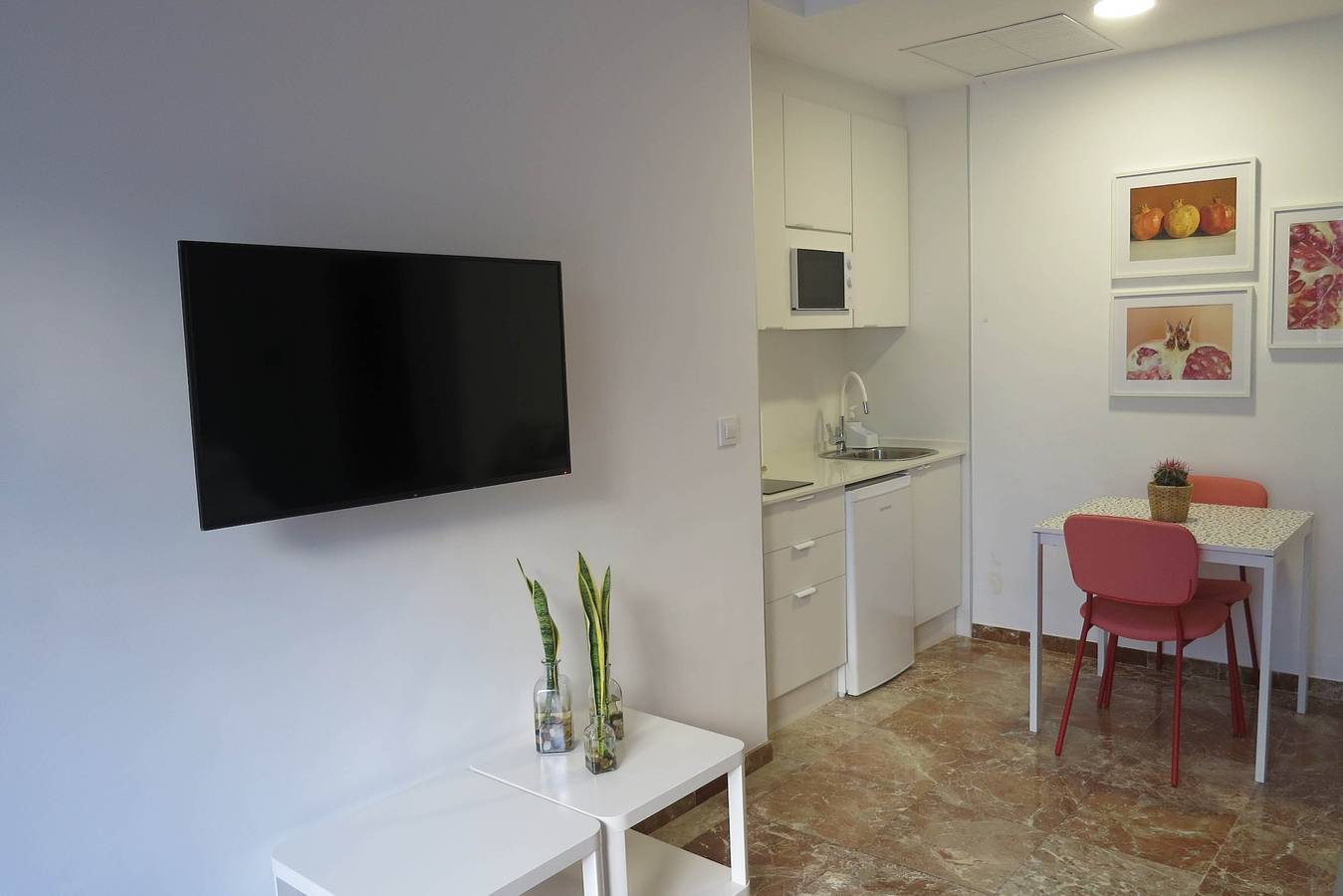 Entire apartment, Apartment 'Loft' with Shared Terrace, Wi-Fi and Air Conditioning in Distrito Centro (Córdoba), Cordoba