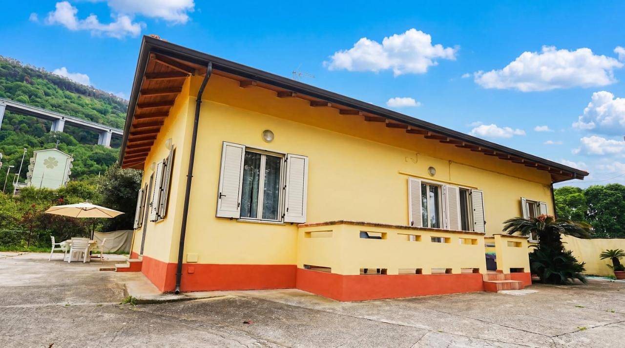 Ganze Wohnung, Villa with Garden View in Pizzo, Vibo Valentia Provinz