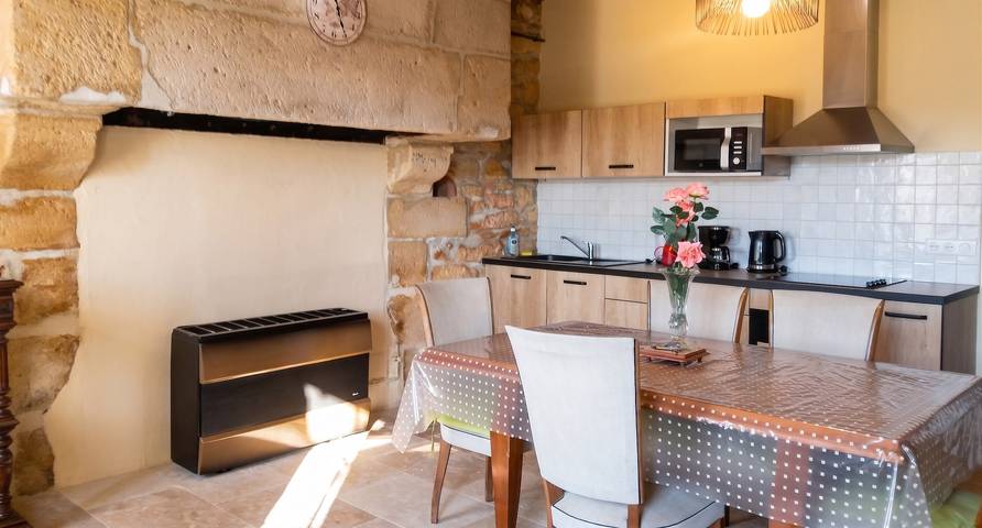 Appartement entier, Appartement à Saint-Émilion - Jardin Privé in Saint-Émilion, Région de Libourne