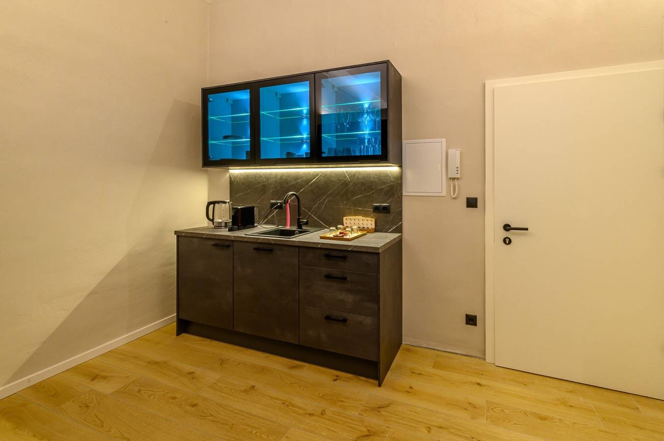 Ganze Wohnung, Ferienwohnung "Gasthof Alte Post - Top 3 Manta" mit Bergblick und Wlan in Gmünd in Kärnten, Lieser-Maltatal