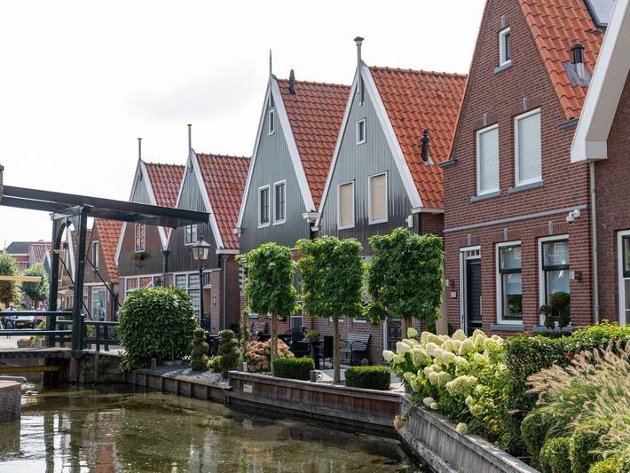 Ferienhaus für 5 Personen, mit Terrasse und Garten sowie Pool am Markermeer