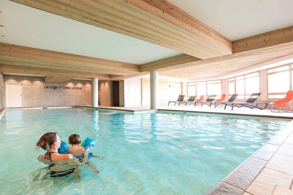Apartamento entero, Apartamento en Francia con piscina y spa in Les Menuires, Saint-Martin-de-Belleville