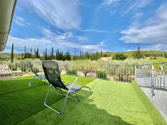 Apartamento de vacaciones para 5 personas, con vistas y jardín - 1