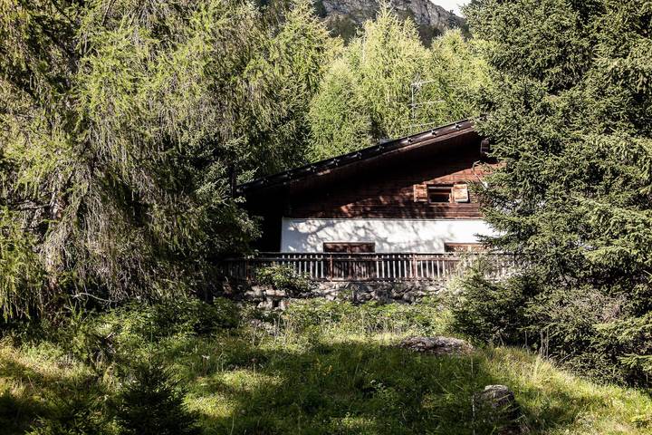 Chalet für 4 Personen, mit Garten und Seeblick, mit Haustier