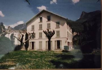 Cottage pour 15 personnes, avec vue et jardin à Voreppe