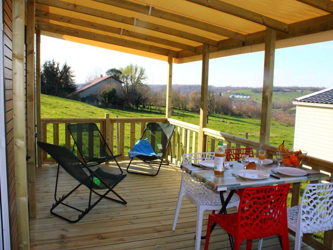 Mobil-home, animaux 4 pers. in Le Grand-Serre, Région de Valence