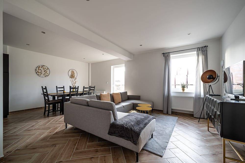 Ebenerdige, moderne Ferienwohnung mit viel Platz für die ganze Familie. in Westerhausen, Thale